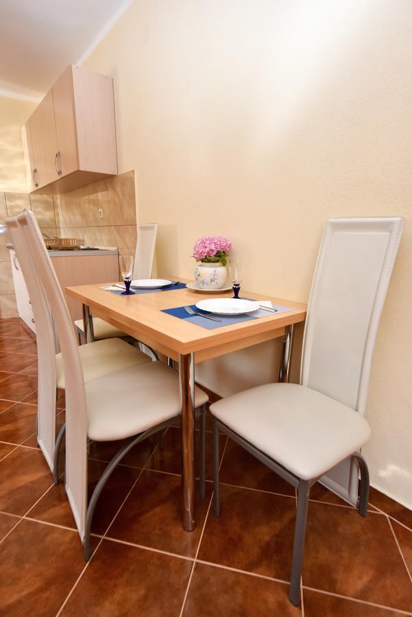 Apartmani Stanisic Canj Ngoại thất bức ảnh