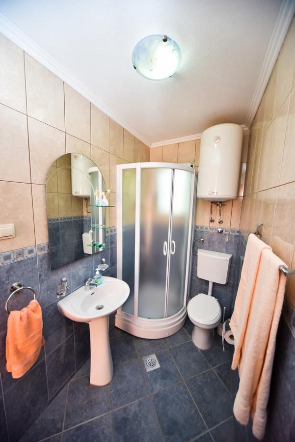 Apartmani Stanisic Canj Ngoại thất bức ảnh