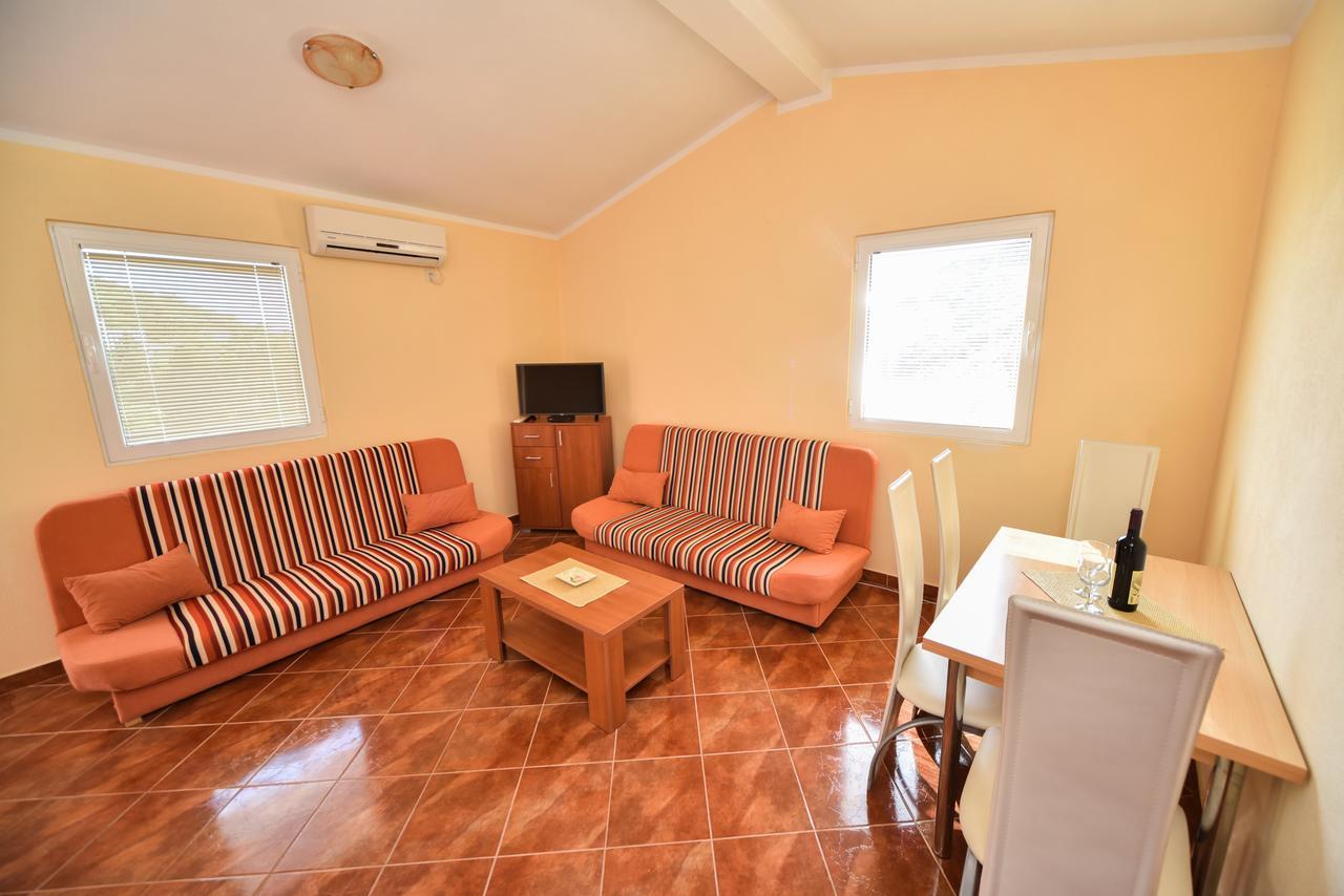 Apartmani Stanisic Canj Ngoại thất bức ảnh