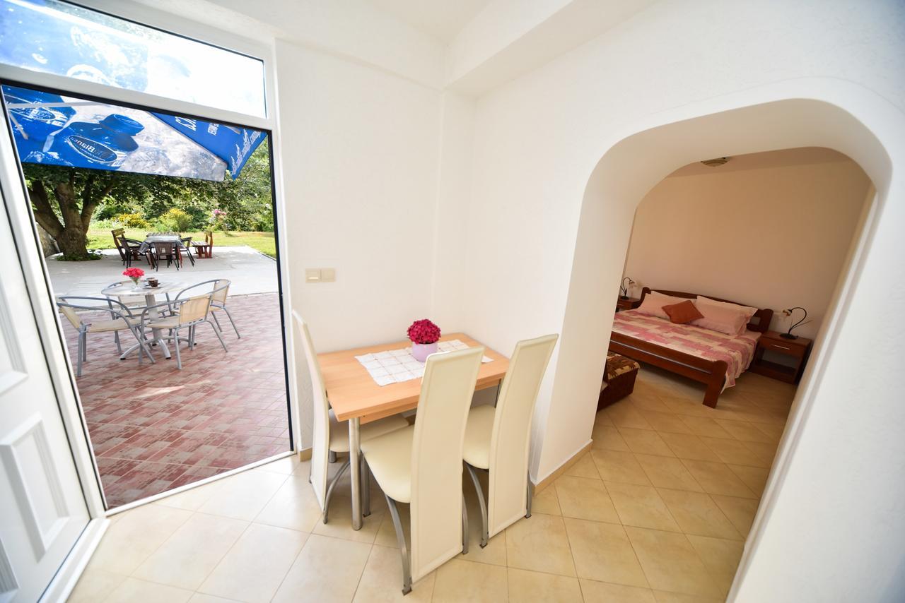 Apartmani Stanisic Canj Ngoại thất bức ảnh