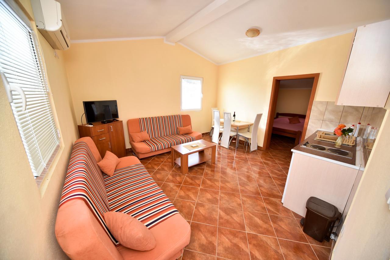 Apartmani Stanisic Canj Ngoại thất bức ảnh